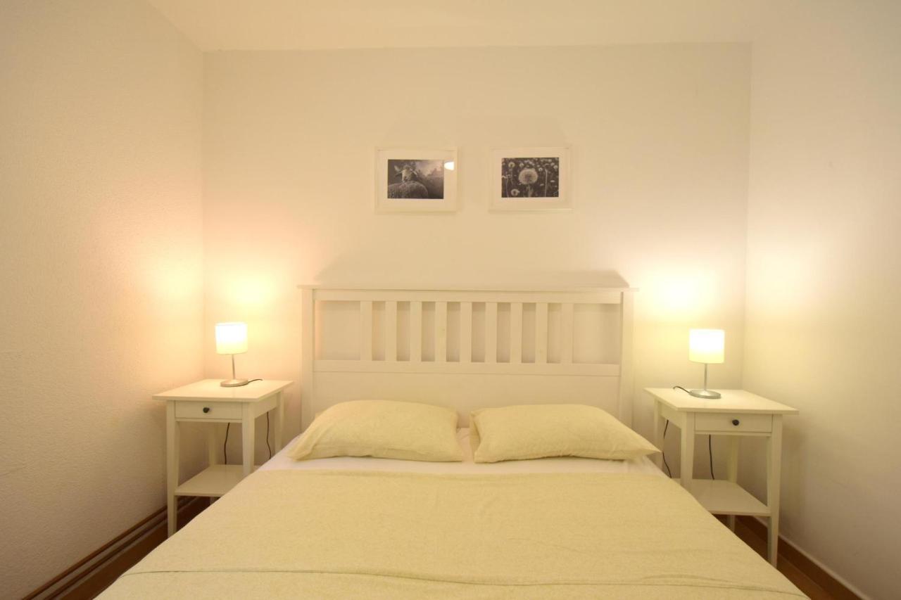 Apartments Julia Čižići Екстериор снимка